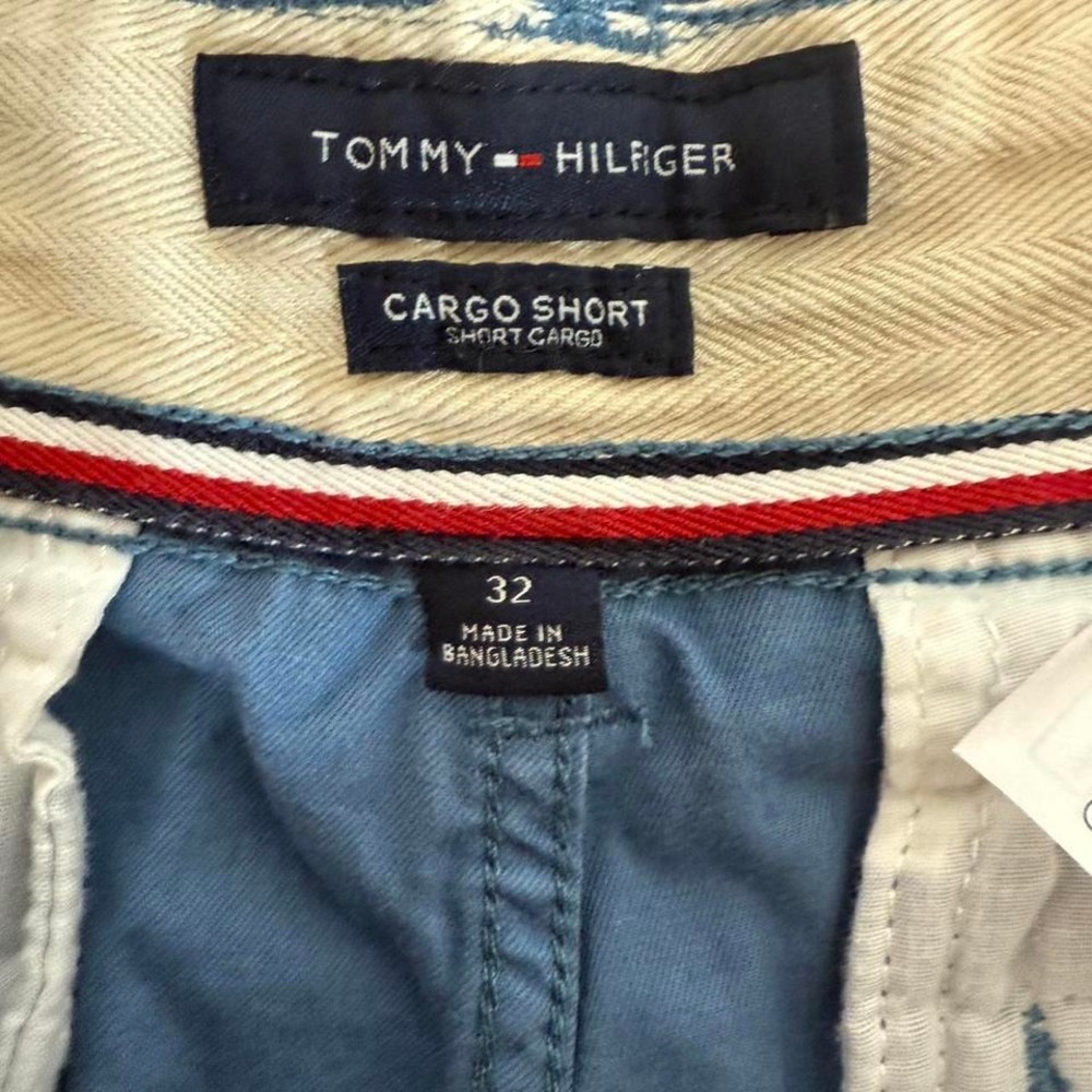 Tommy Hilfiger  Cargo Shorts - Picture 5 of 6